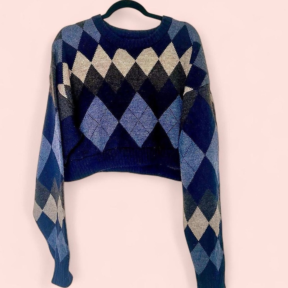 Argyle Patterned Navy Cropped Sweater - image 6